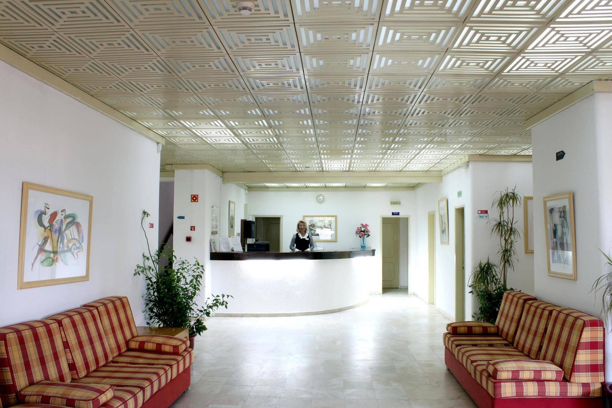 Mirachoro Albufeira Aparthotel Buitenkant foto